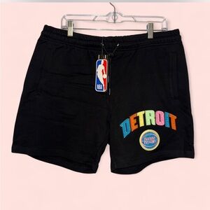 NBA Black Shorts with Colorful Detroit Pistons Logo Women’s 2x NWT